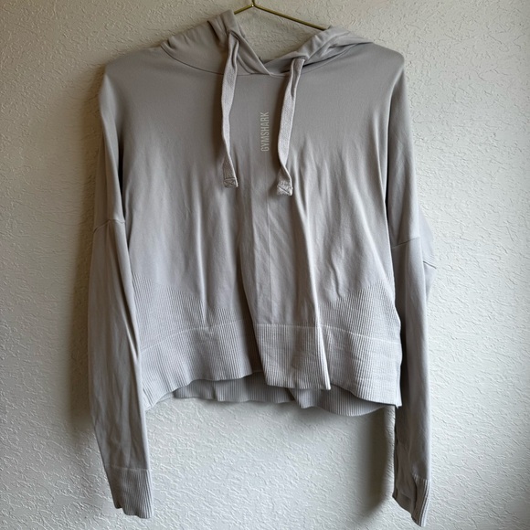 Gymshark Tops - Gymshark sweatshirt